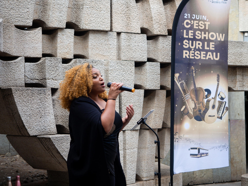  Linda Gombauld lors de la Fête de la Musique 2023