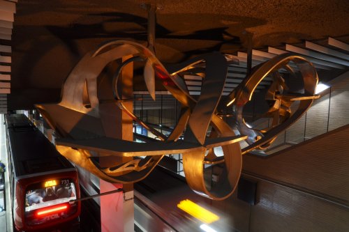 Œuvre dans la station Saxe-Gambetta (crédit : Blandine Soulage)