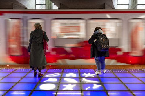 Œuvre dans la station Valmy (crédit : Blandine Soulage)