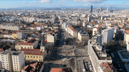 Vue aérienne du quartier Grandclément (crédit : Garage Productions)