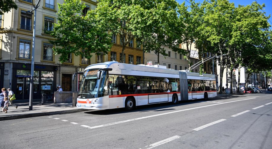 SYTRAL Mobilités avec la Banque Européenne d’Investissement pour les projets du territoire