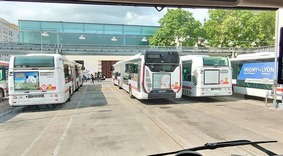 Le SYTRAL, pionnier dans le déploiement de la rétrovision par caméras dans les bus