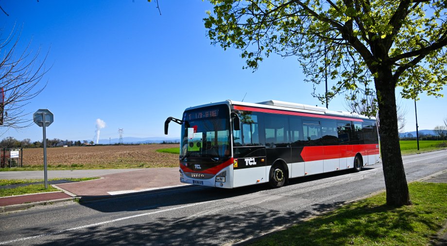 Car du réseau TCL (crédit : Éric Soudan - Alpaca Productions)