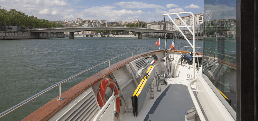 Navettes fluviales : attribution du contrat de délégation de service public au groupement RATP Dev / Les Yachts de Lyon