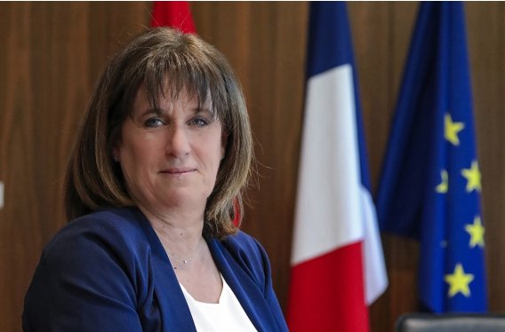 Véronique SARSELLI